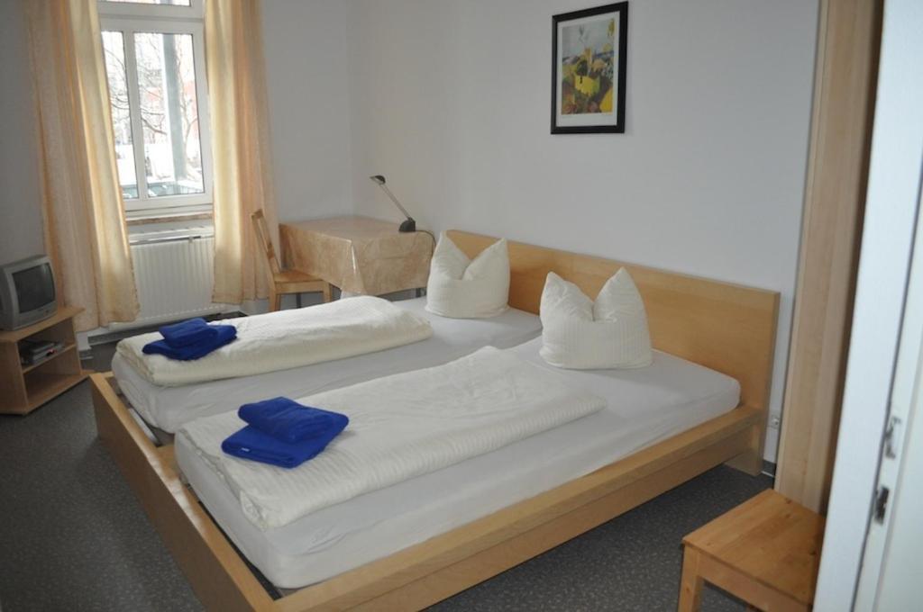 A Bed Privatzimmer Dresden - Nichtraucherpension Chambre photo